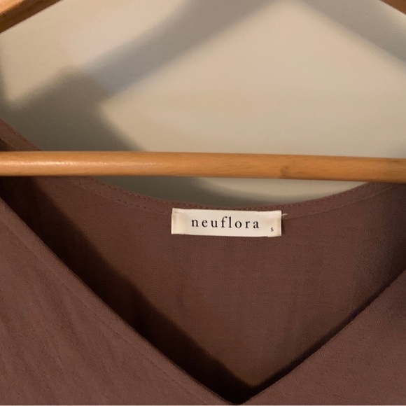 Neuflora Waitsfield Dress - Picture 2 of 3